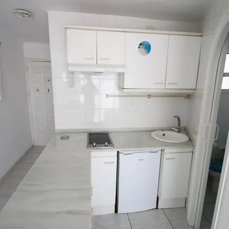 Apartment Estudio 7 *
